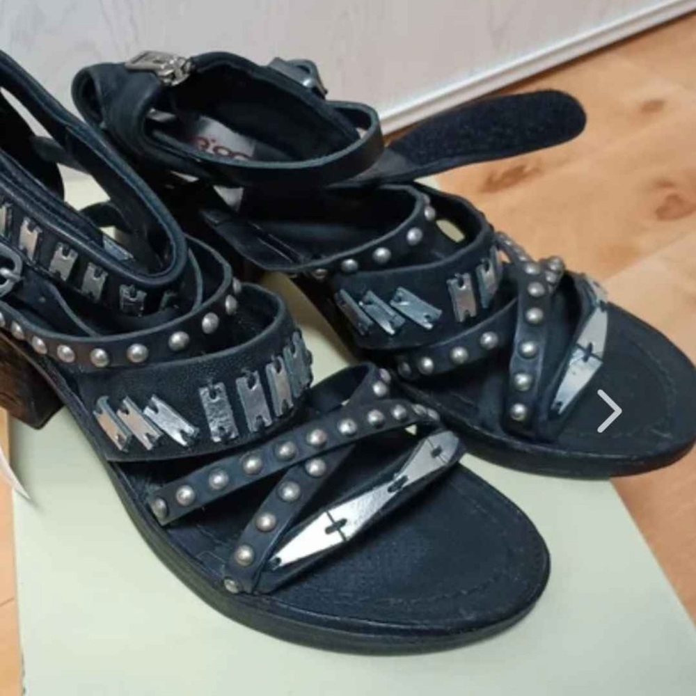 ✨HP✨A.S.98 RAZOR BLADE SANDALS (40) - Picture 13 of 16